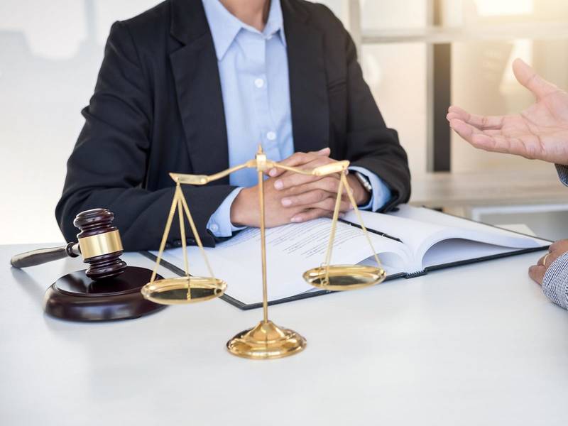 深圳劳动合同律师视角：两年未签劳动合同的员工赔偿问题剖析